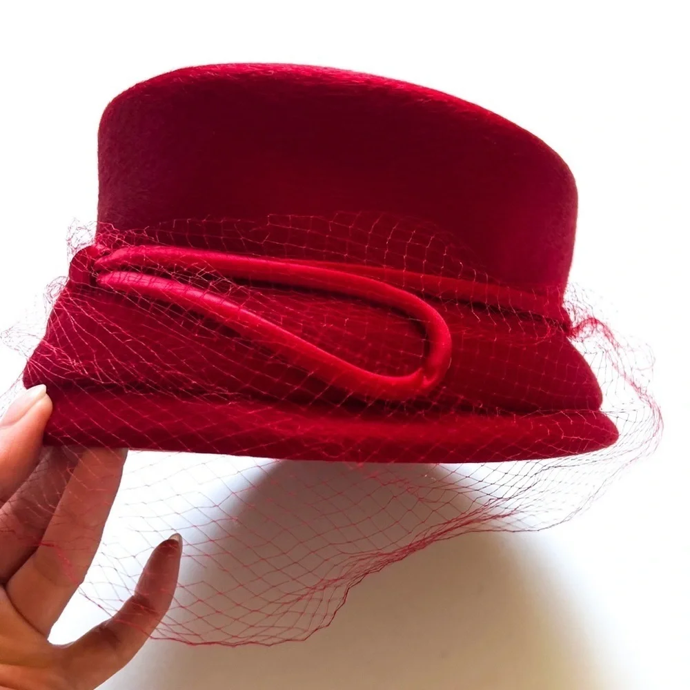 Vintage Netted Red Pillbox Felted Wool Hat by Henry Pollak NY Starfire